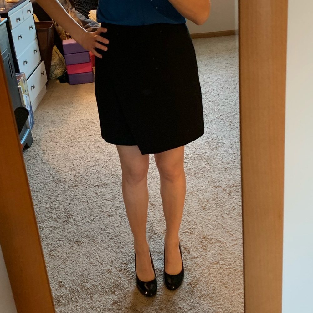 Size 2 Banana Republic Black Skirt